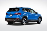 Certified 2022 Volkswagen Taos SE image 4