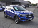 Used 2023 Kia Seltos LX image 2
