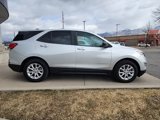 Used 2021 Chevrolet Equinox LS w/ LS Convenience Package image 4