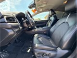 Used 2021 Toyota Camry SE image 4