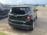 Used 2019 Jeep Renegade Latitude image 4