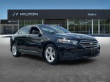 Used 2016 Ford Taurus SEL image 2