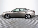 Used 2022 Subaru Legacy Limited image 5