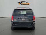 Used 2017 Dodge Grand Caravan SXT image 5