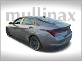 Used 2022 Hyundai Elantra SEL image 4