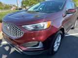 Used 2023 Ford Edge SEL image 3