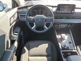 Used 2022 Mitsubishi Outlander ES image 2