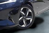 Used 2023 Hyundai Elantra Limited image 2