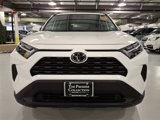 Used 2022 Toyota RAV4 XLE image 2