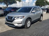 Used 2020 Nissan Rogue SV image 3