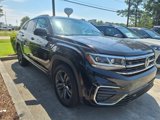 Used 2021 Volkswagen Atlas Cross Sport SE w/ Panoramic Sunroof Package image 3