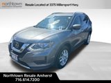 Used 2017 Nissan Rogue SV image 3