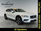 Used 2020 Volvo V60 T5 Cross Country w/ Protection Package Premier image 3