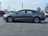 Used 2020 Ford Fusion SE image 5
