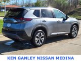 Used 2023 Nissan Rogue SV image 3