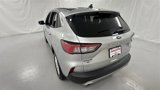 Used 2020 Ford Escape SE image 5