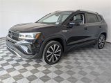 Used 2022 Volkswagen Taos SE w/ Panoramic Sunroof Package image 4