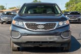 Used 2012 Kia Sorento LX w/ Third Row Pkg image 2