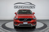 Used 2021 Volvo XC40 T5 Momentum image 2