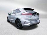 Used 2023 Ford Edge SE w/ Black Appearance Package image 5