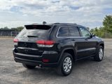 Used 2021 Jeep Grand Cherokee Laredo image 5