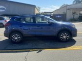 Used 2017 Nissan Rogue Sport S image 2