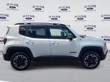 Used 2016 Jeep Renegade Trailhawk image 6