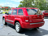 Used 2010 Jeep Grand Cherokee Laredo image 3