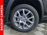 Used 2022 Jeep Compass Latitude image 3