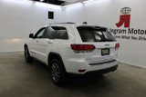 Used 2022 Jeep Grand Cherokee Limited image 3