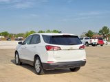 Used 2022 Chevrolet Equinox LS w/ LS Convenience Package image 4