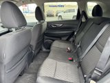 Used 2019 Nissan Rogue SV image 5