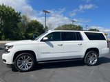 Used 2019 Chevrolet Suburban LT image 2
