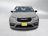New 2025 Chrysler Pacifica Select image 2