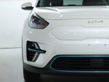 Used 2022 Kia Niro EX Premium w/ Cold Weather Package image 6