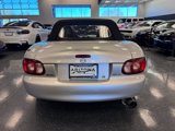 Used 2003 MAZDA MX-5 Miata image 5