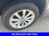 Used 2017 Volkswagen Tiguan S image 3
