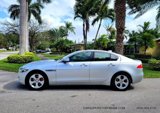 Used 2017 Jaguar XE image 3