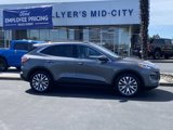 Used 2021 Ford Escape Titanium image 2