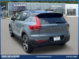 Certified 2022 Volvo XC40 T5 R-Design w/ Climate Package image 5