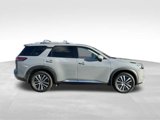 Used 2022 Nissan Pathfinder Platinum w/ Cargo Package image 4