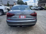 Used 2017 Volkswagen Passat 1.8T R-Line image 3