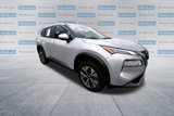 Used 2023 Nissan Rogue SV image 3