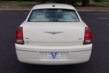 Used 2006 Chrysler 300 Touring w/ Luxury Group image 6