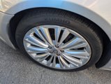 Used 2011 Jaguar XF Premium image 3