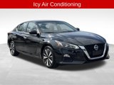 Certified 2022 Nissan Altima 2.5 SV image 3