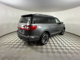 Used 2021 Lincoln Navigator Reserve w/ Luxury Package image 4