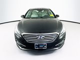 Used 2017 Hyundai Sonata SE image 2