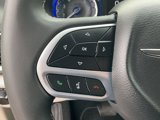 Used 2022 Chrysler Voyager LX image 5