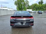 Used 2023 Hyundai Elantra SEL w/ Convenience Package image 4